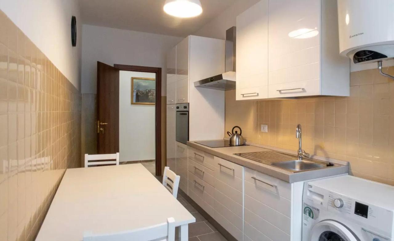 Apartment Cozy And Modern In Corvetto Mailand